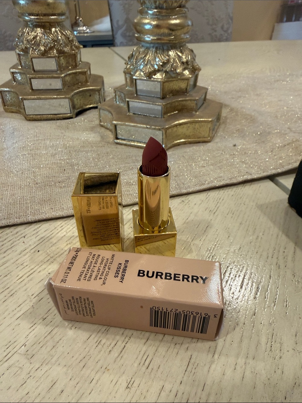 Burberry Lipstick in matte  cinnamon